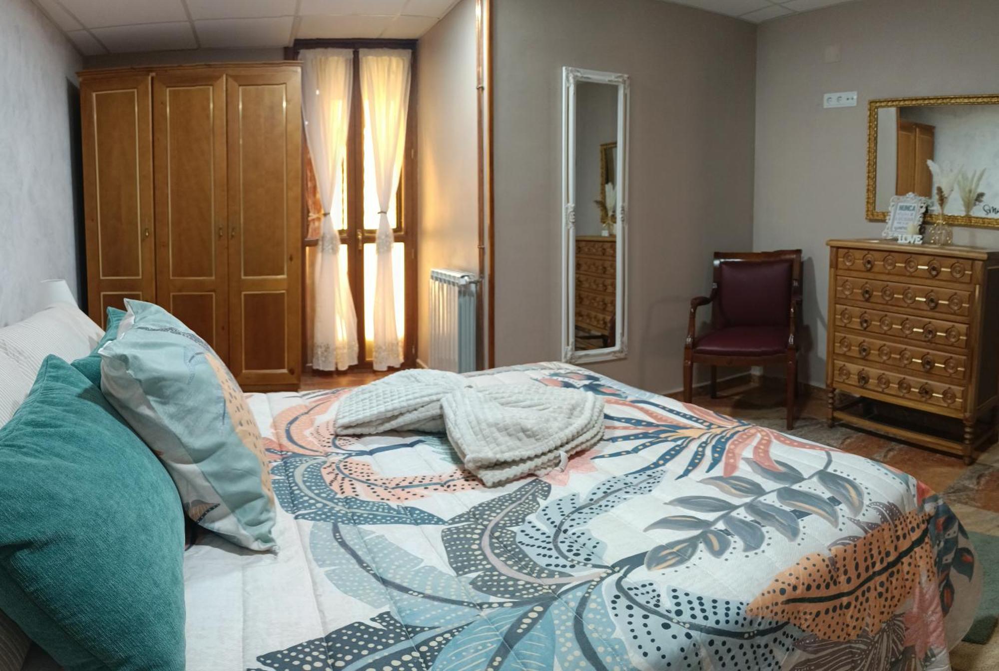 Mikaela Planta Baja-Con Patio Apartment El Burgo De Osma Phòng bức ảnh